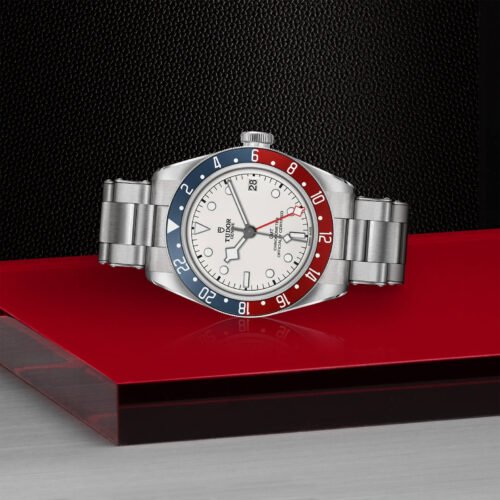 TUDOR BLACK BAY GMT - Image 4